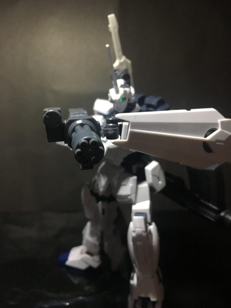 メインウェポンのミニガン
バズーカが使いづらいので普段はこっちを使用する