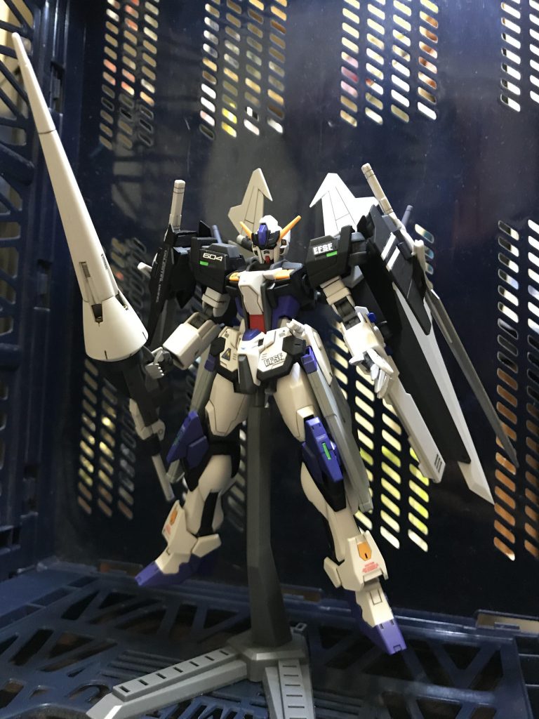 8代目俺専用機
マサキストライクMk-Ⅲ
ストライクハーレクイン
主兵装は霊槍シャスティフォル👍
トールストライクとノワールストライカーの融合✨