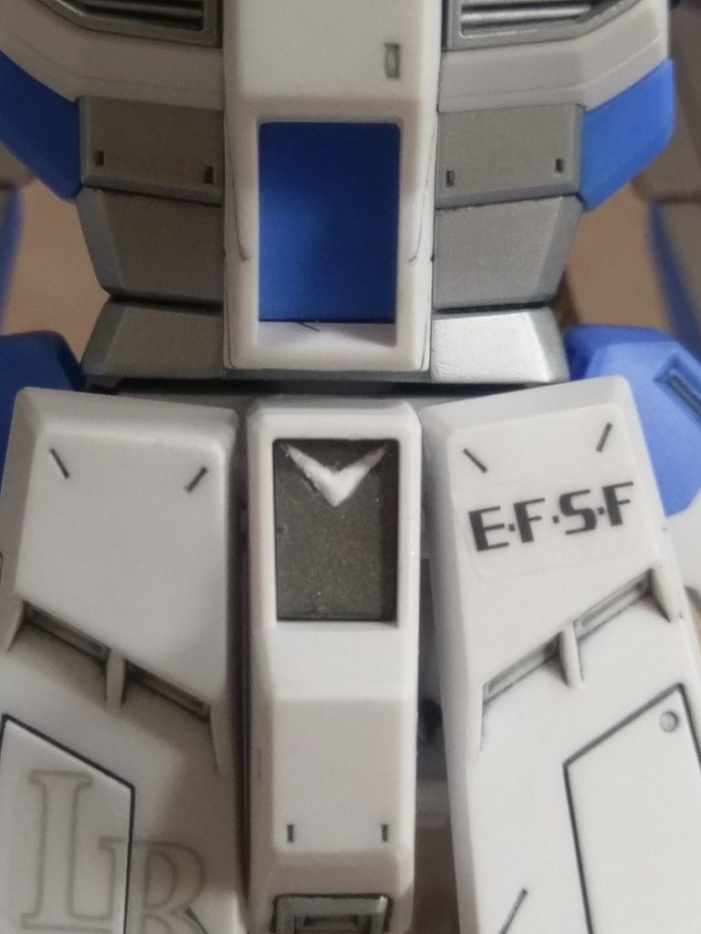 このV字の塗装は筆塗りで正解だったんでしょうか🤔