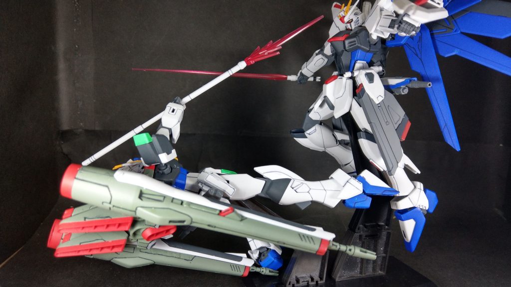 フリーダムと交戦