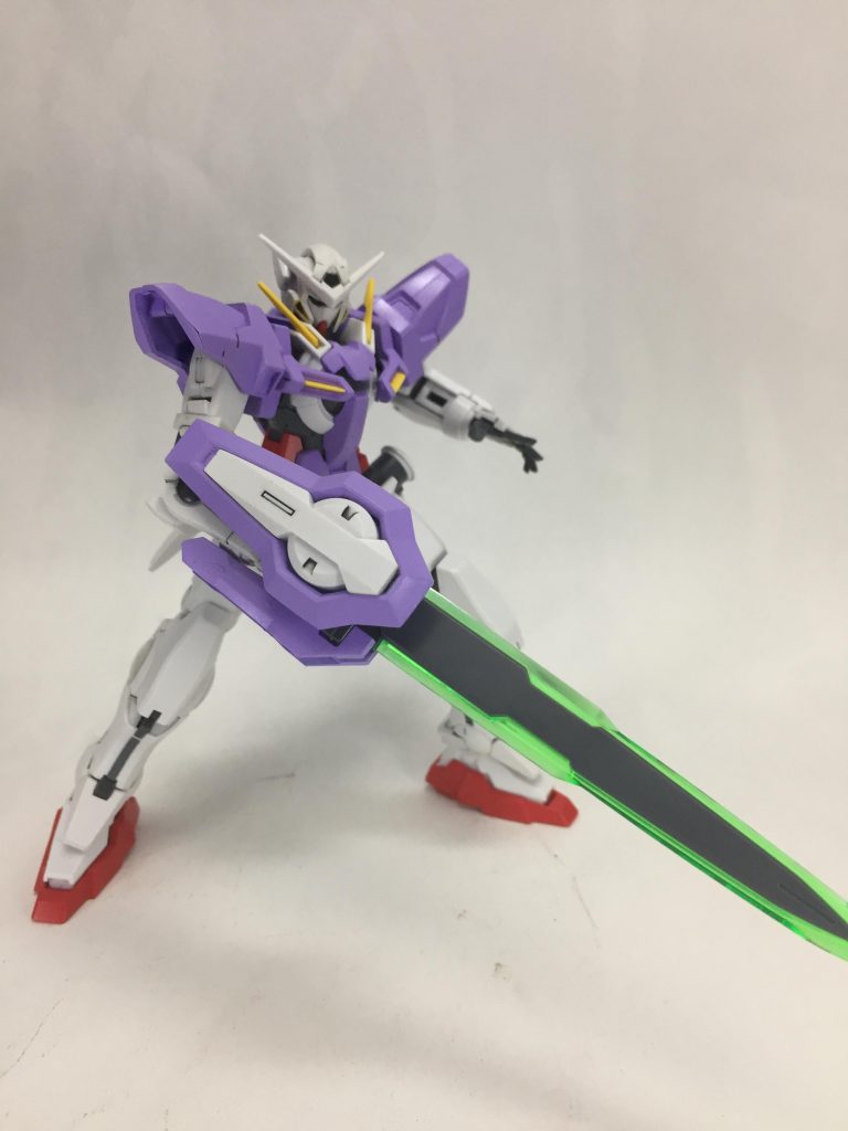GNソードがクリアパーツと基部以外ABS製なのが残念でならないですが成形色がいいので無塗装でも十分見れますね