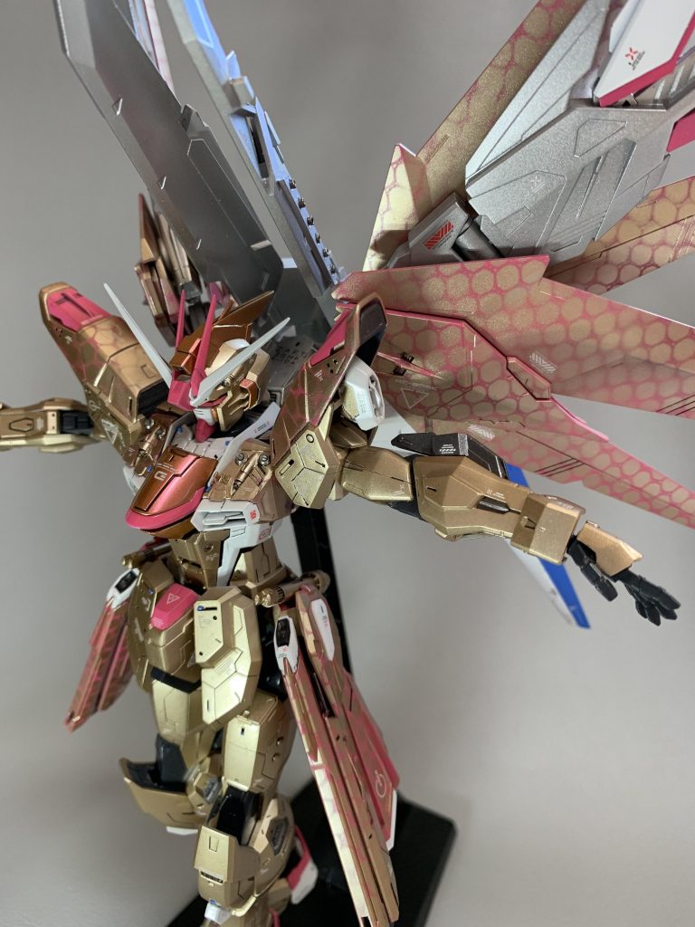 やっぱりこいつはこのアングルが一番カッコ良く見える 折角なのでストフリも作りたくなってしまう・・でも今度は普通に作ってあげようかなw