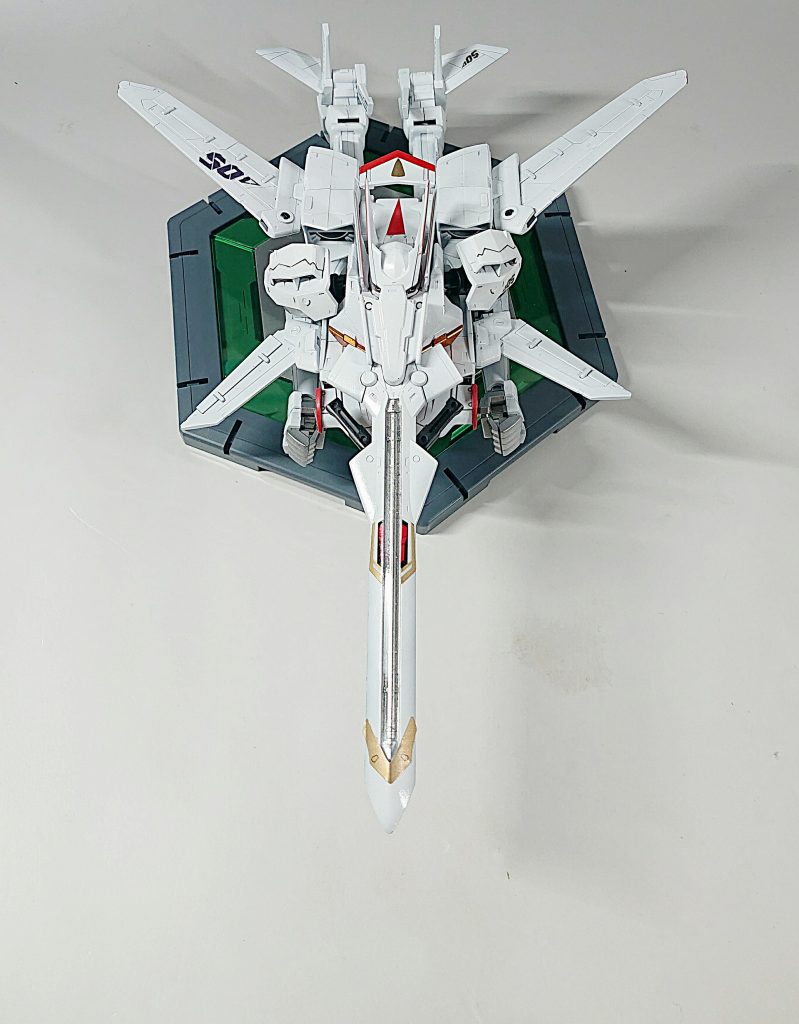 戦争が遥か昔になった時代においても、変形を駆使した空戦機動は「グラハムマニューバ(流石にスペシャルとは言われなくなった)」と呼ばれたそうな…