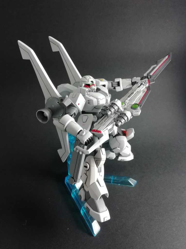 全身に装備した最新工具、カレドヴルッフを組み換えて大きな切断用ブレードに。
「ここの部分の解体はいつも苦労させられたが…今日はこいつがあるから楽勝だぜ!!」