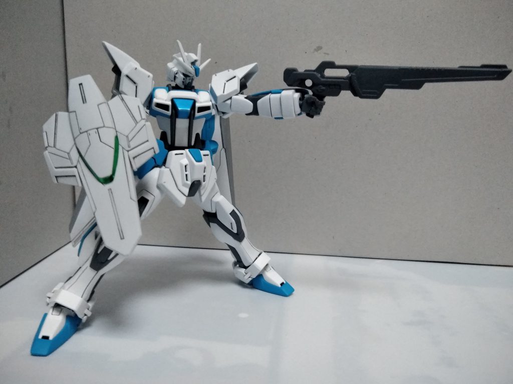 武器① ツインモードライフル
・相手に合わせて、連射性の高いハンドガンモードと、高火力のバスターモードにできる