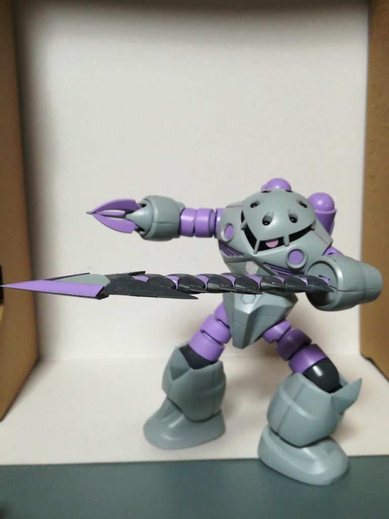 まぁ、メイン武器は剣なんてすけどね！！
切り捨て御免！！