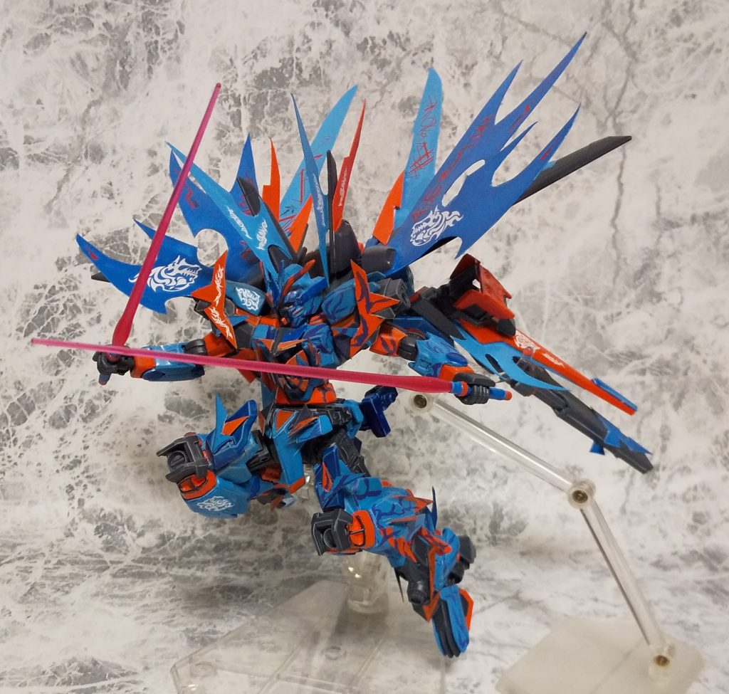 ビームサーベルは標準的な物。