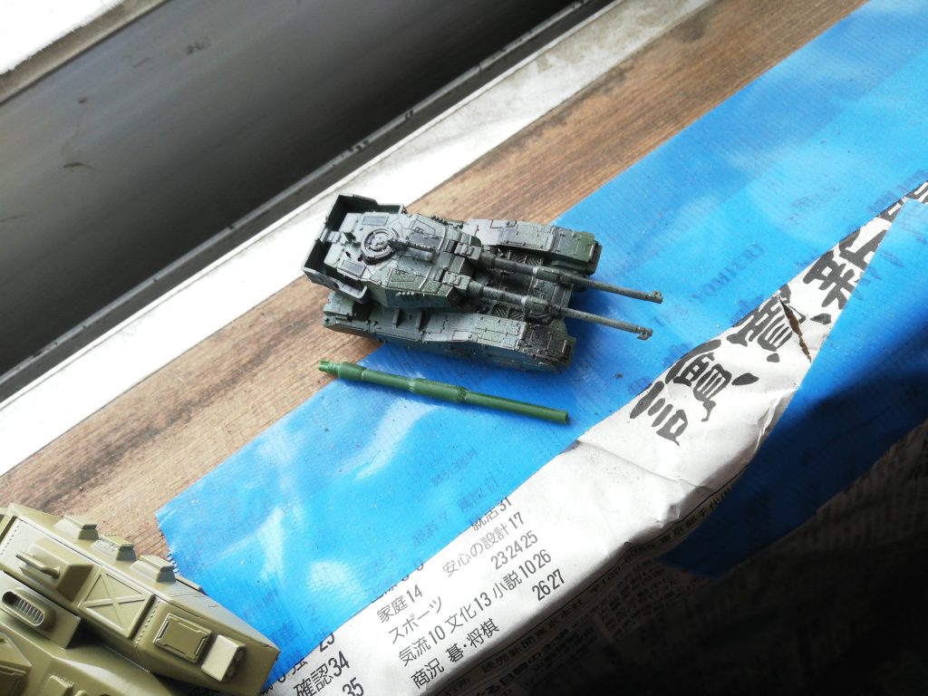 通常のマゼラ砲でも61式と同じ長さです。ジオンは何を仮想敵にマゼラアタックを作ったのでしょうか。知ってる人は私に教えてください。