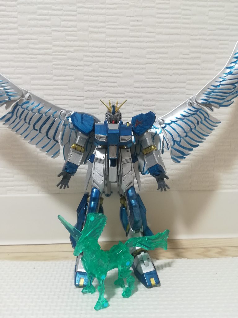 サイコフレーム✨ユニコーンとツーショットです✨