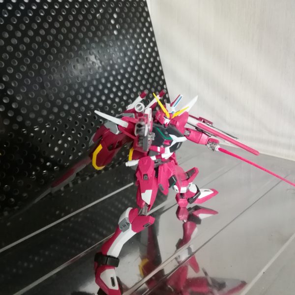 インフィニティジャスティスガンダム