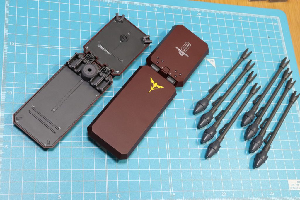 MGギラ・ドーガからパーツを拝借