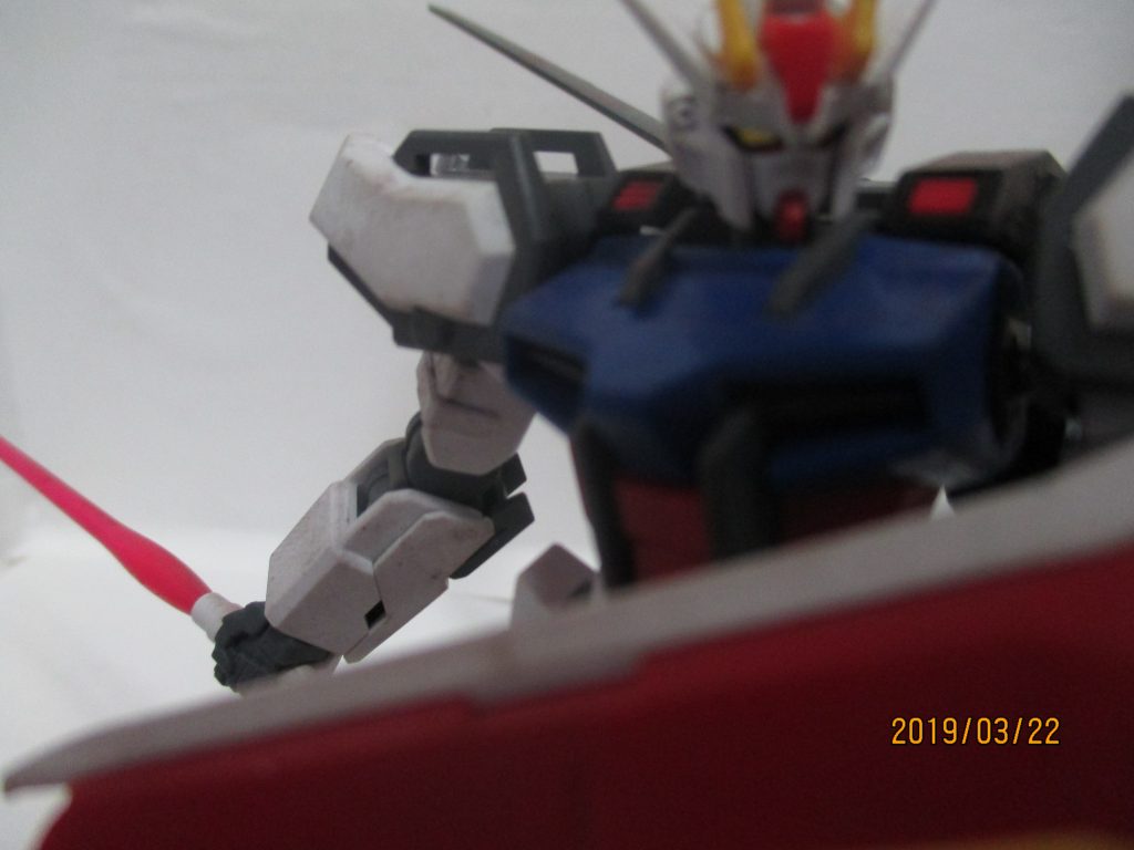 エールストライク–4枚目/制作者：にちお