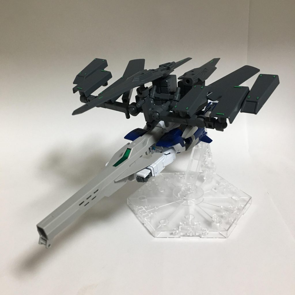 巡航形態。正面。他の形態では下を向いていたエンジンやスラスターが後ろを向くようになり、抜群の機動性を発揮する。