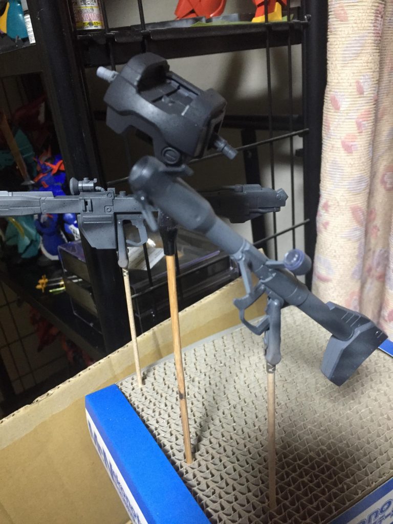 ドム　黒い三連星専用機–4枚目/制作者：新人メカニック