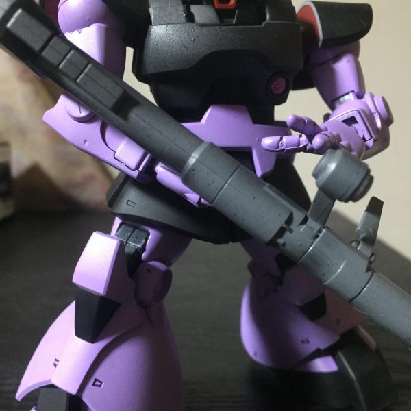 ドム　黒い三連星専用機