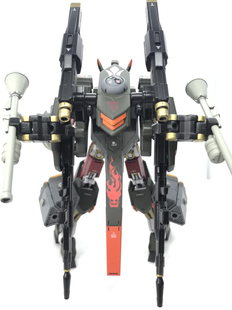 後①
とにかく炎のタトゥデカールかっこいいですね