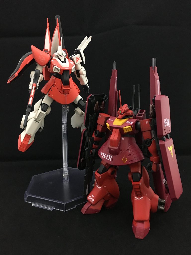 シャア専用機と一緒に…