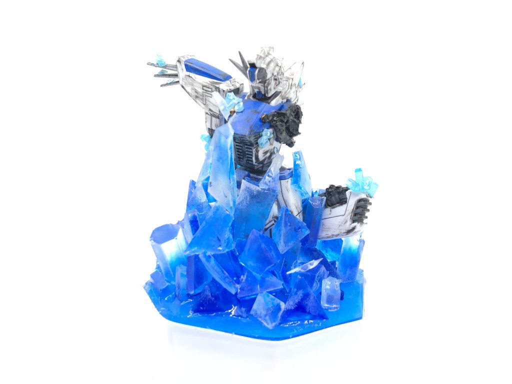 機体カラーはオリジナル。
劇中にもこんなシーンはないため、丸ごとオリジナル。