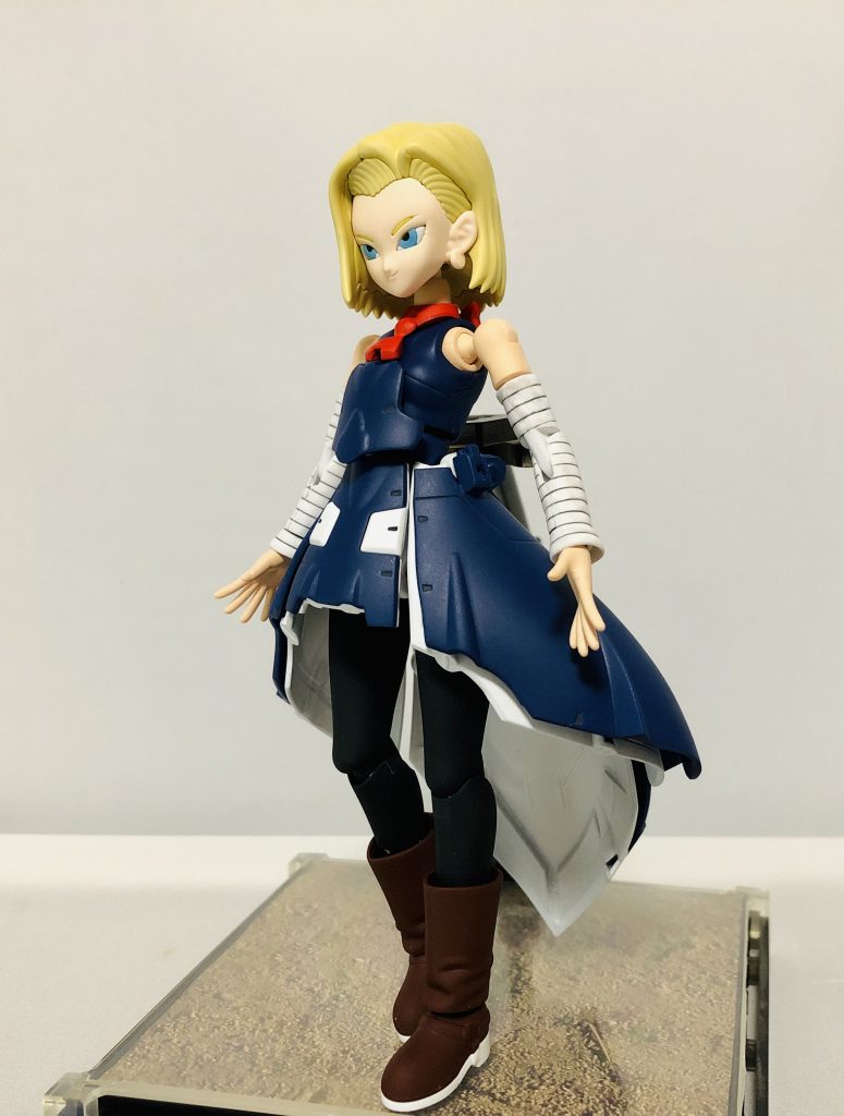 モビルドール 18号–2枚目/制作者：エルトリア