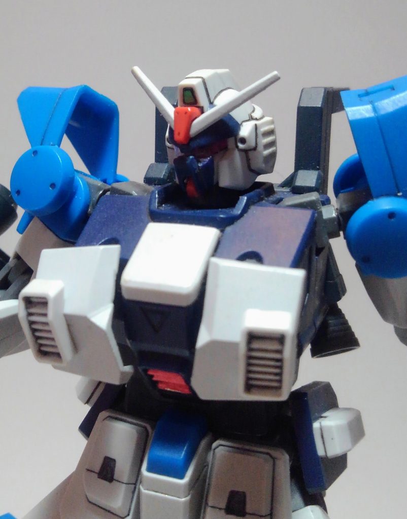 というわけで後編です。切り札中心の内容となります。GMマスクはブルー1号機のマスク部分を切り取り透明シートにクリアーピンクに塗ったものを接着、うまくはまるように加工しました。まだ厚いので出っぱってますねｗ