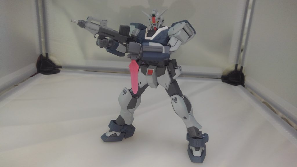 マシンガンとダガーで