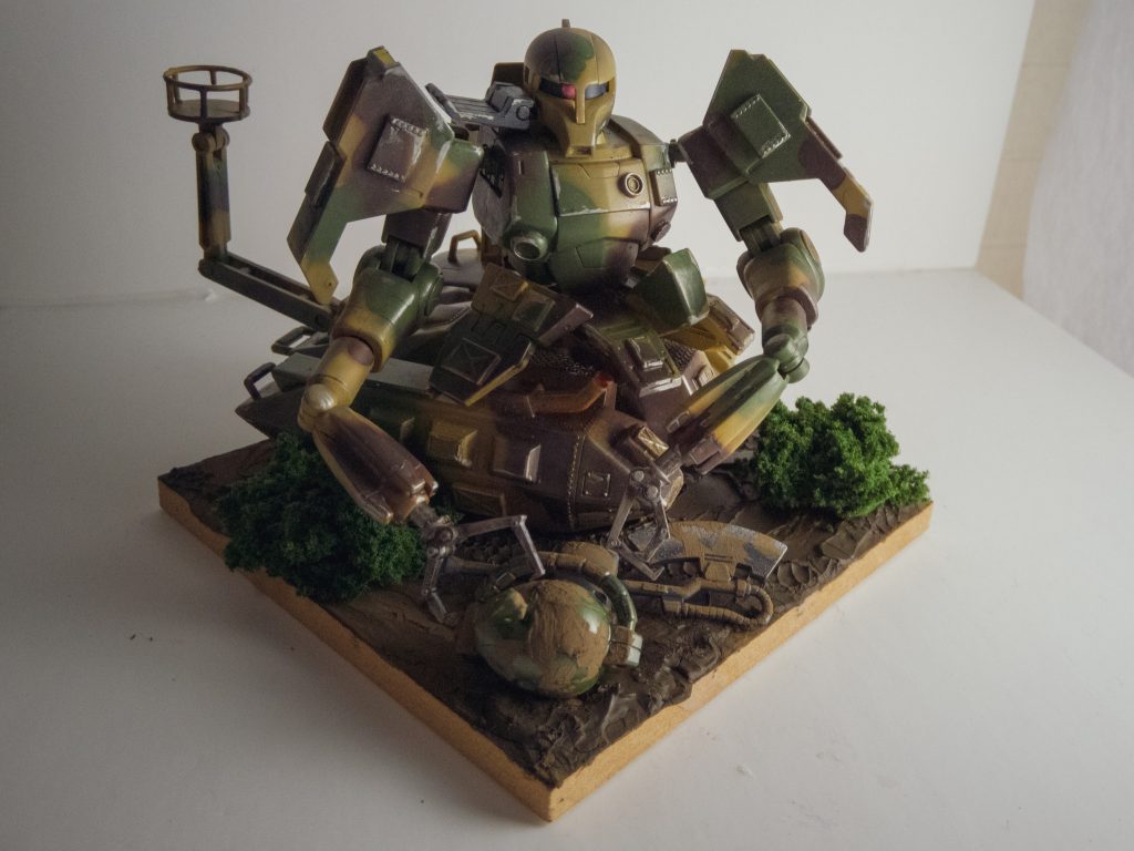 ザクタンク（旧キット+HGUCザクⅠ黒い三連星仕様）–4枚目/制作者：ヨシダゾック