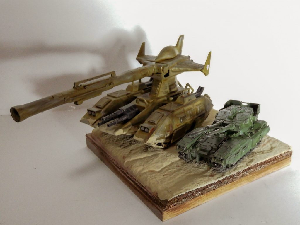 マゼラアタック最大のライバル、連邦軍61式戦車との大きさ比較です。これはひどい。
ちなみにアニメ作品のマゼラアタックは三種のサイズが確認されております。
興味がある方は下記のリンクをご覧ください。
https://togetter.com/li/1330413