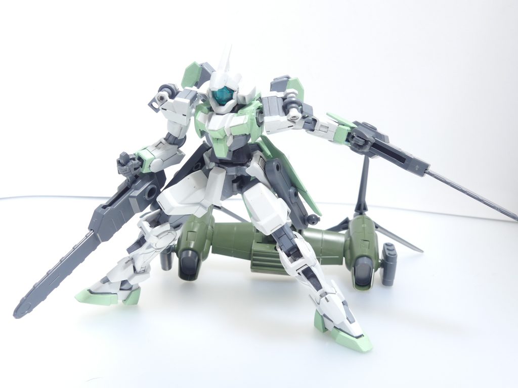 智将・ロンメル：本パック付属の武装は、ロンメル隊長の「リアリティ」を示すかのような非ビーム武装で占められている。これに限らず、ロンメル本人のミリタリーかつストイックなバトルスタイルは、むせ･･･もとい、多くのダイバーを虜にした。フォース・「第七機甲師団」は、ＧＢＮ内でも最大規模のフォースとなったのである。パックを投げ捨てたイメージで。