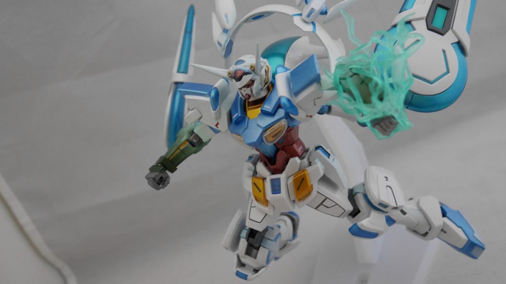 高トルクパンチ!
稲妻状のエフェクトパーツも製作してみました。