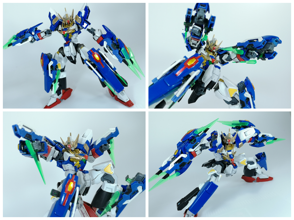 ガンブレイドアギトはディザイアの各部ハードポイントに装着できるため、さまざまな武装形態となることができる
膝アーマーとして1機づつついている状態を基本とし、状況に応じて分離や合体、武装を行う