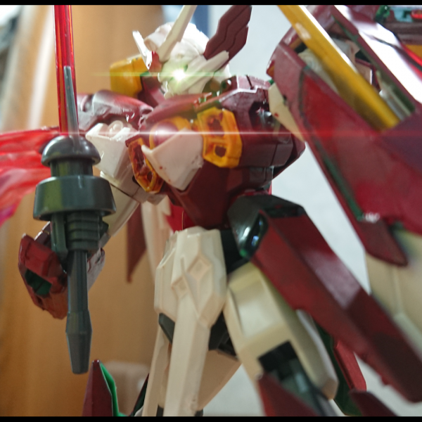 ウイングガンダムフェニーチェリナーシタ・ラストゥ