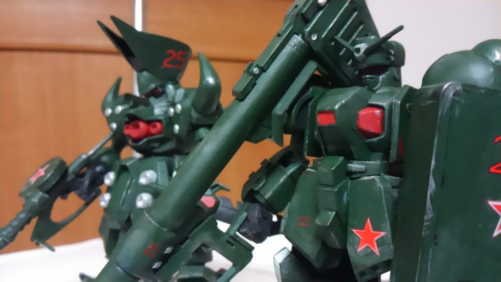 僚機も作ったのですが、ガンプラではないのでボカしておきますw