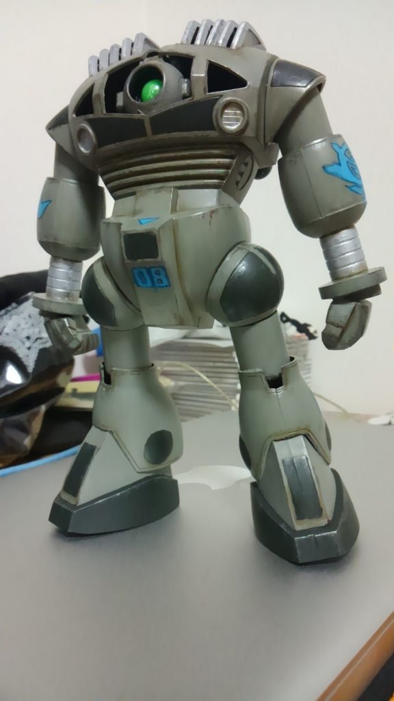 モノアイを仮面ライダーゴーストの眼魂（アイコン）にしてみました(・∀・)
中身の緑は百均のデコシール。