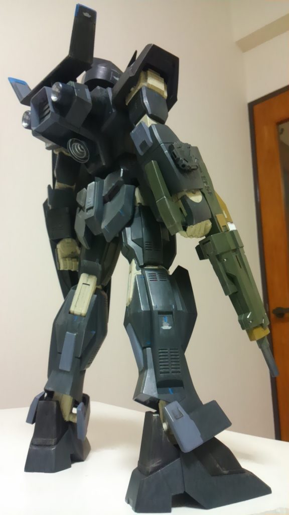 とにかくデカいキットですが、いつもどおりちまちま筆塗りしました(ﾉ´∀｀*)