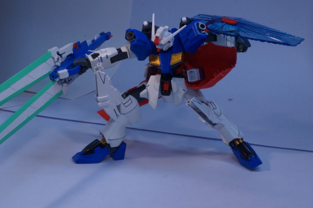 ポージングその2です。
必殺技を放って着地、のイメージです。必殺技、思いついていないんですけれどね...