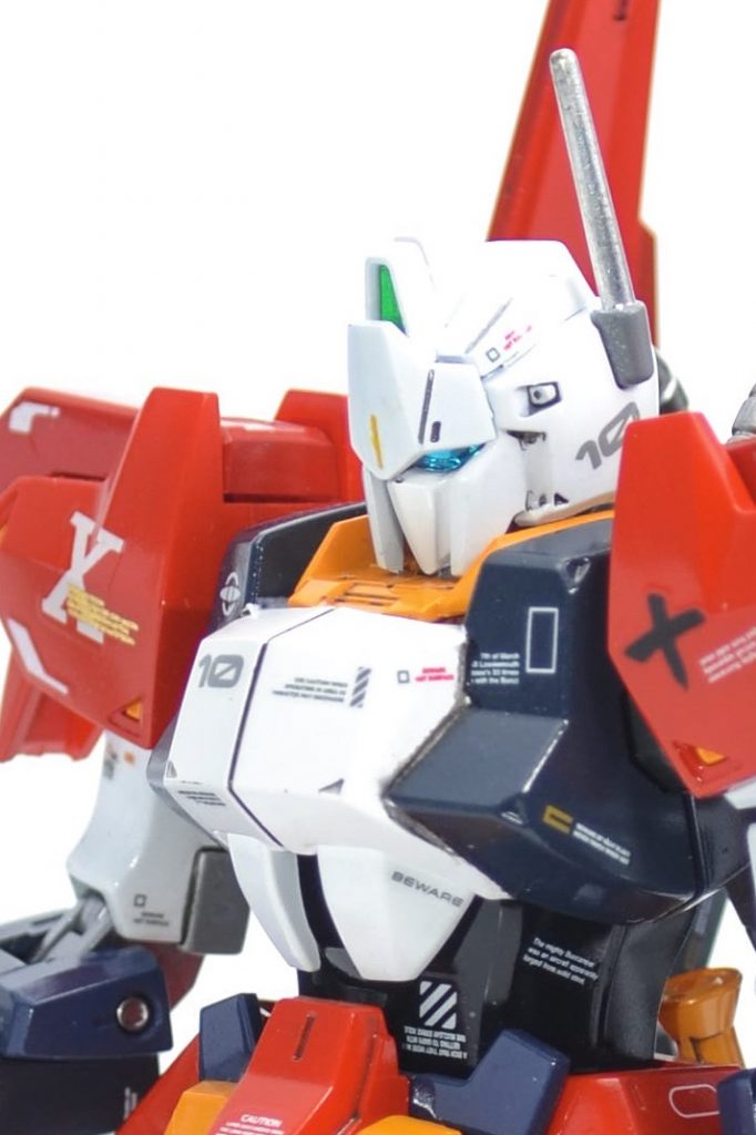 "十式"なので、各所に『十』『10』『X』のデカールを貼っています。