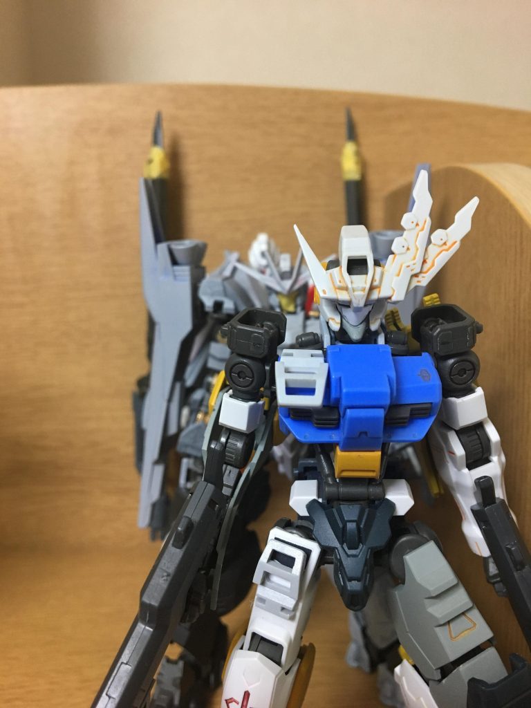 閲覧ありがとうございました!
後ろに何か見えますが、そちらはまた別の機会に。