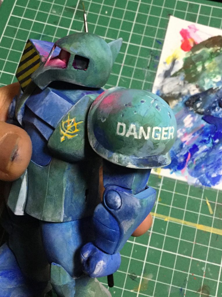 筆塗り中 マーキングも手描き