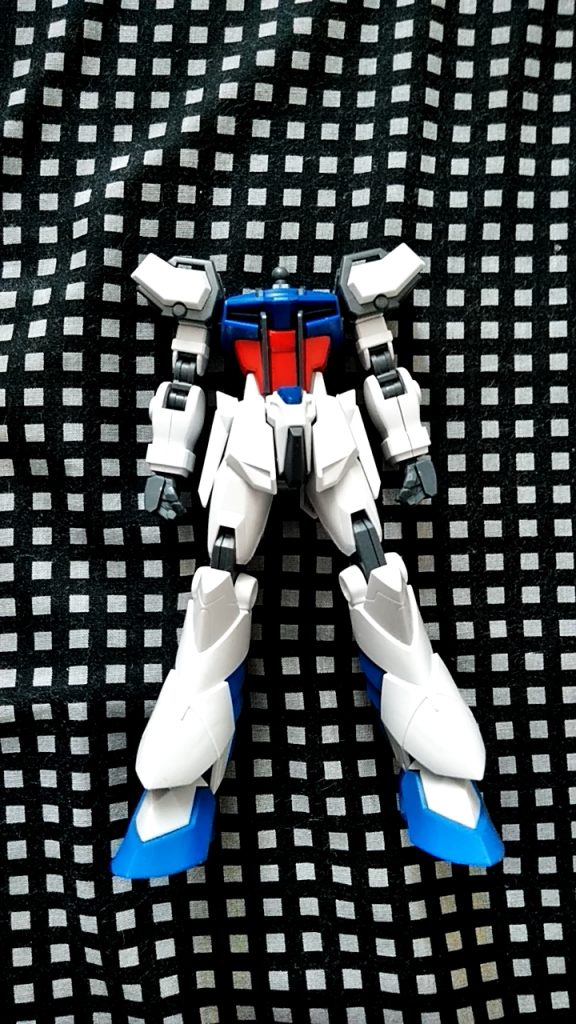 製作はジャンクになっていたストライクを供養する為にスタートしました。
今度はドレッドノートがジャンクに