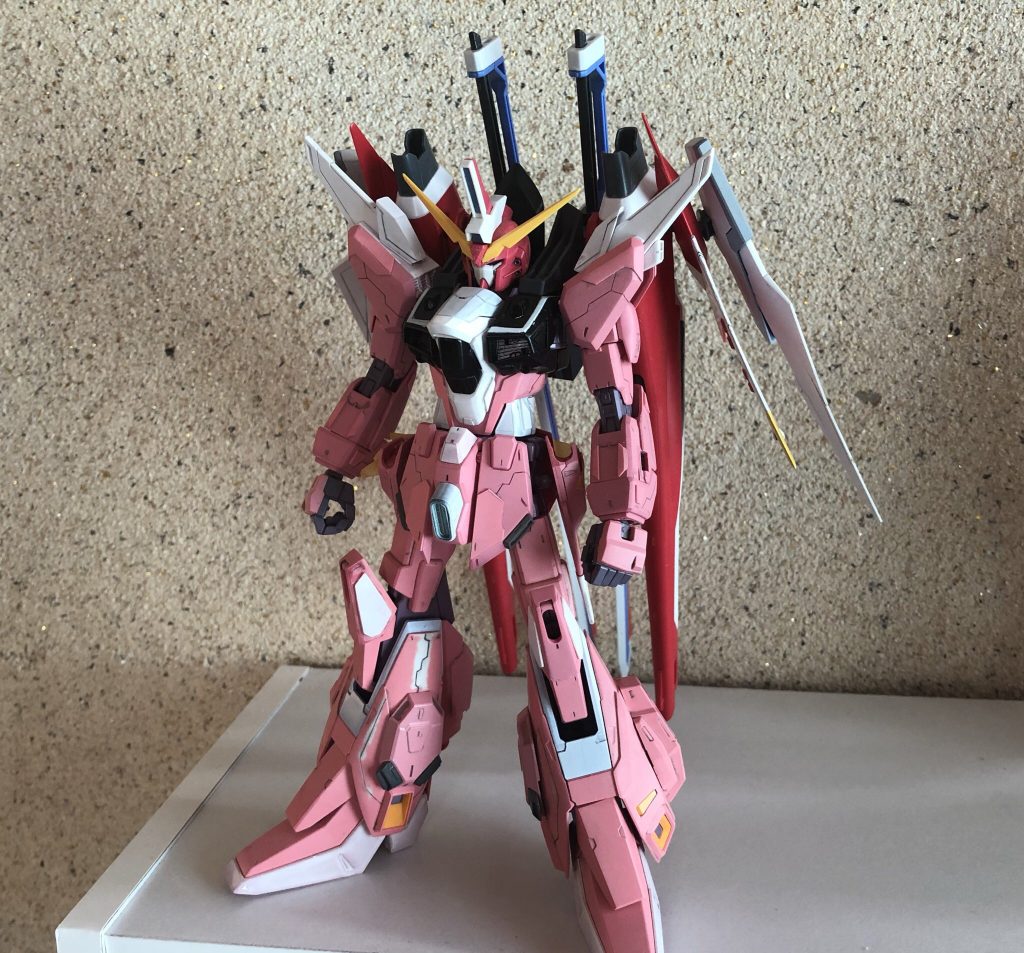 こんな感じになりました。
この後、まだもの足りず脚部にブーメラン付けました😅