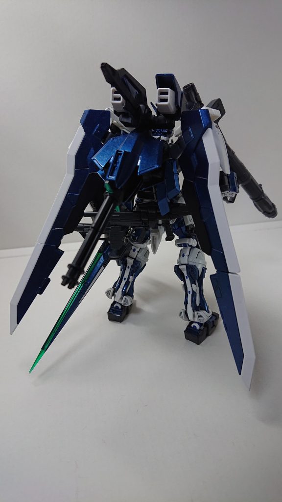 ブルーフレームセカンドLのバックパックに似せて作成をしました。