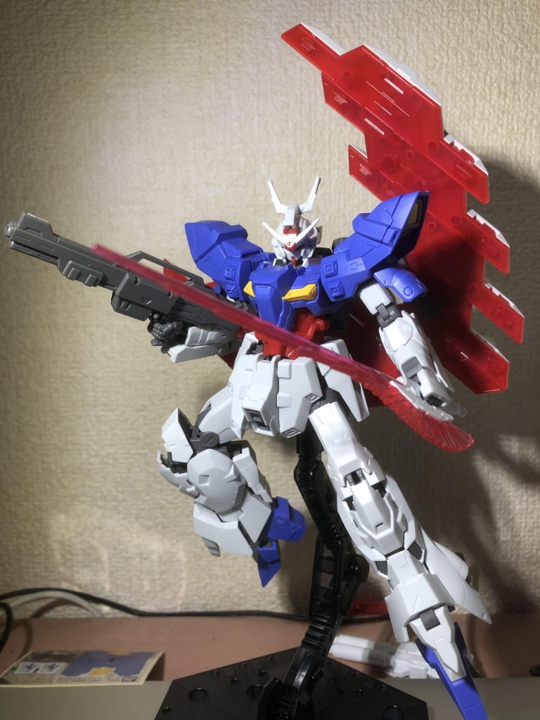 素組み状態。このままでも見惚れてしまいます。噂通りの可動域に感動しておりました。