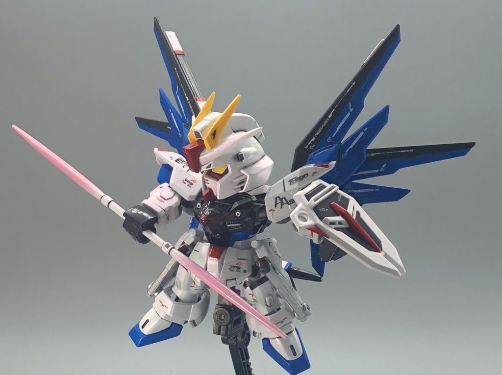 ビームサーベルはグラデーション入れていい感じの雰囲気にしました♪