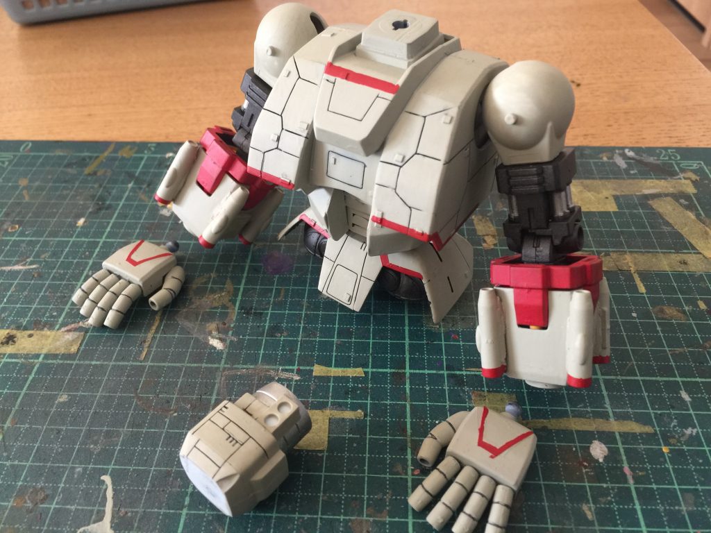 筋彫りディテール追加