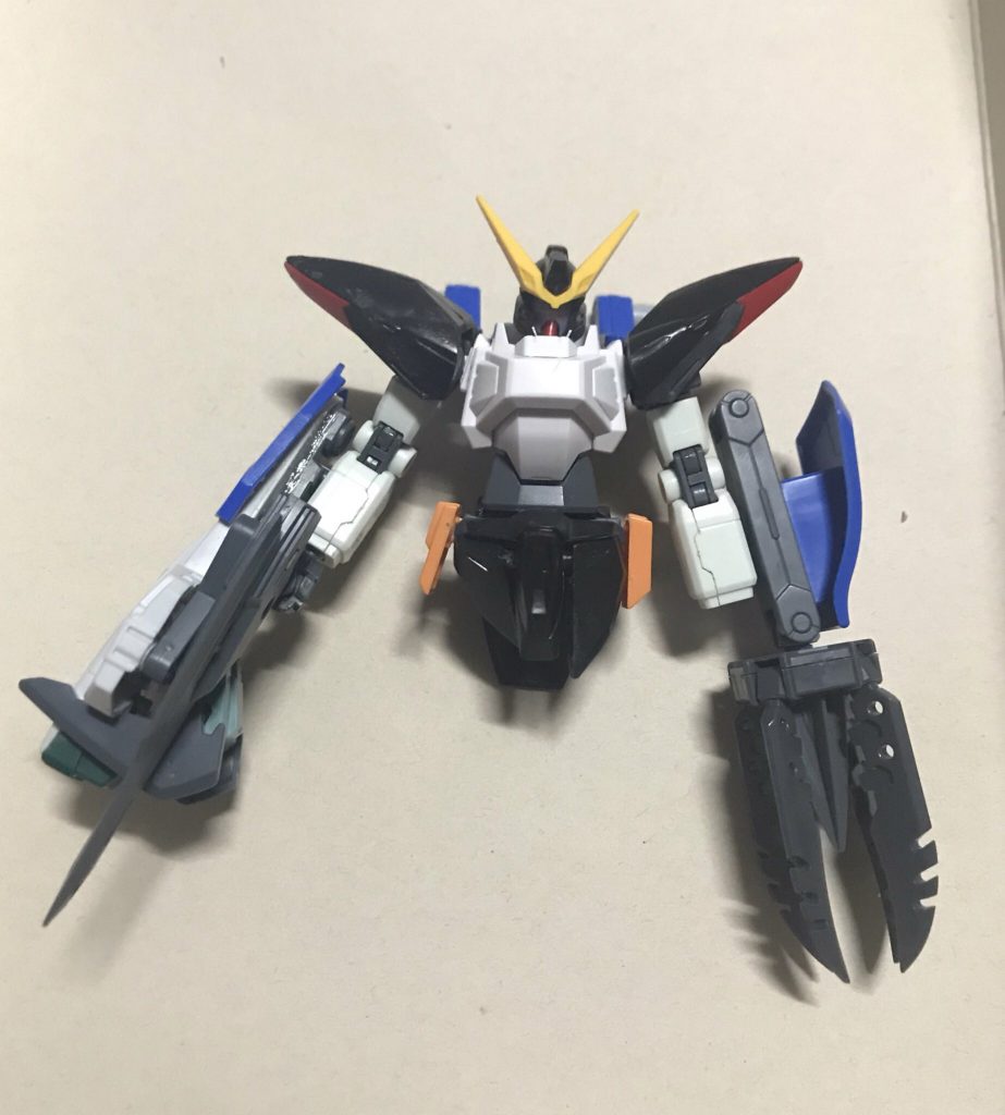 胴体は決まったんですが、そっからどこにブリッツのパーツを使うか悩んでて、武器も試行錯誤しました。