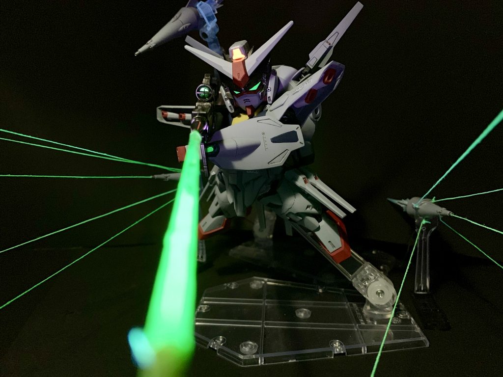 戦いは最終局面!キラ・ヤマトの乗るフリーダムとラウ・ル・クルーゼのプロヴィデンスが激突する!