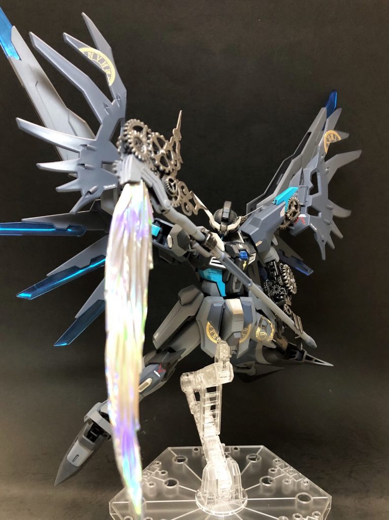 ガンダムクロノス–2枚目/制作者：こなもん