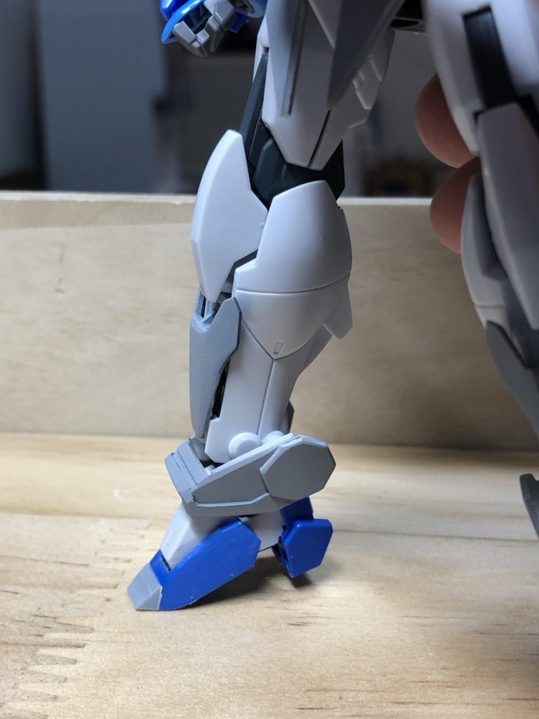 足はつま先と踵の延長。
アンクルガードの自作を行いました。