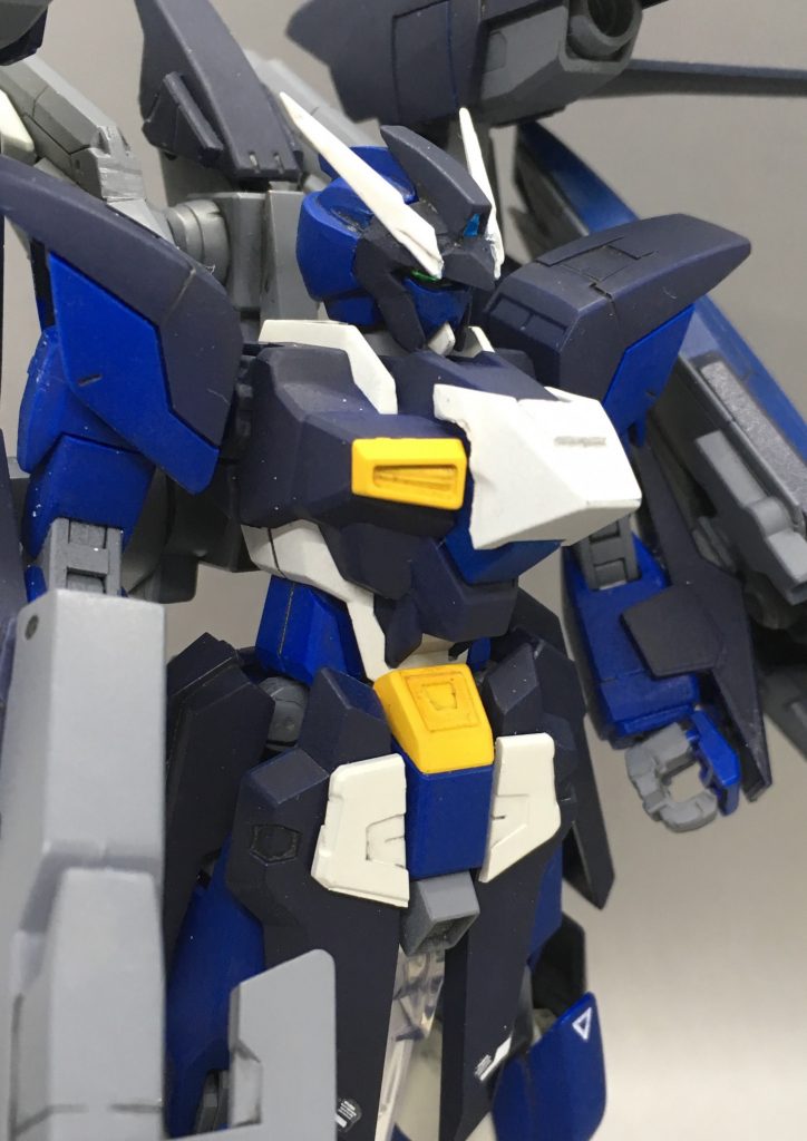 バストアップ。目は偏光フィニッシュで光らせています。