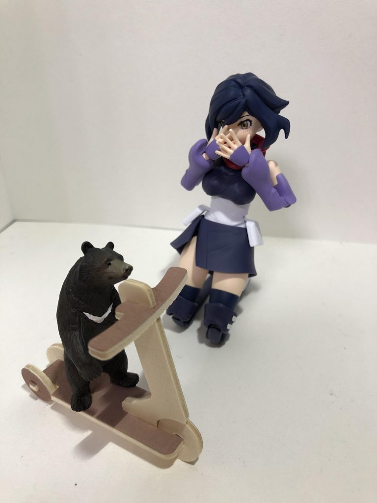 「白い悪魔」–2枚目/制作者：石の湯